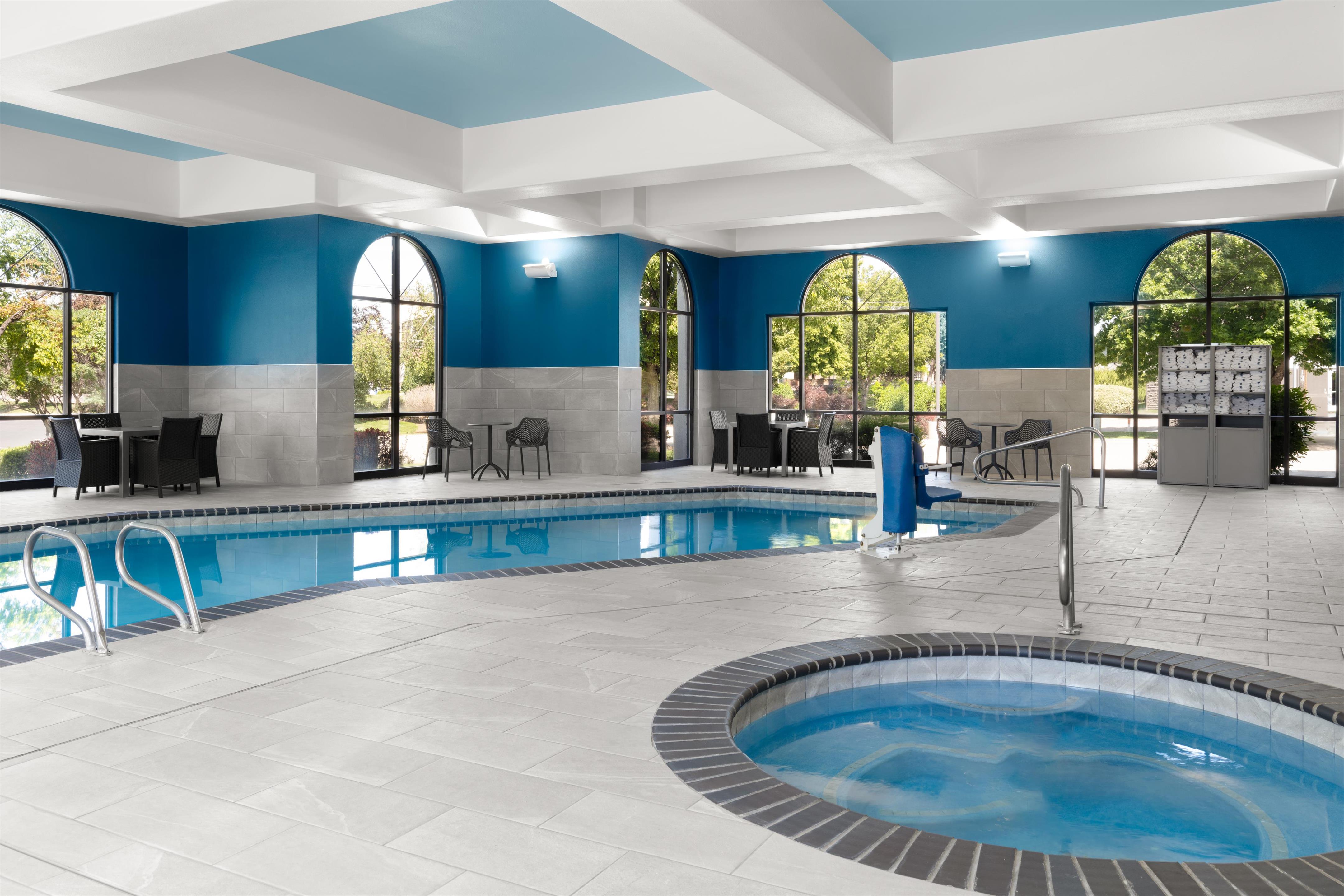 Pool | Hampton Inn & Suites Boise-Meridian