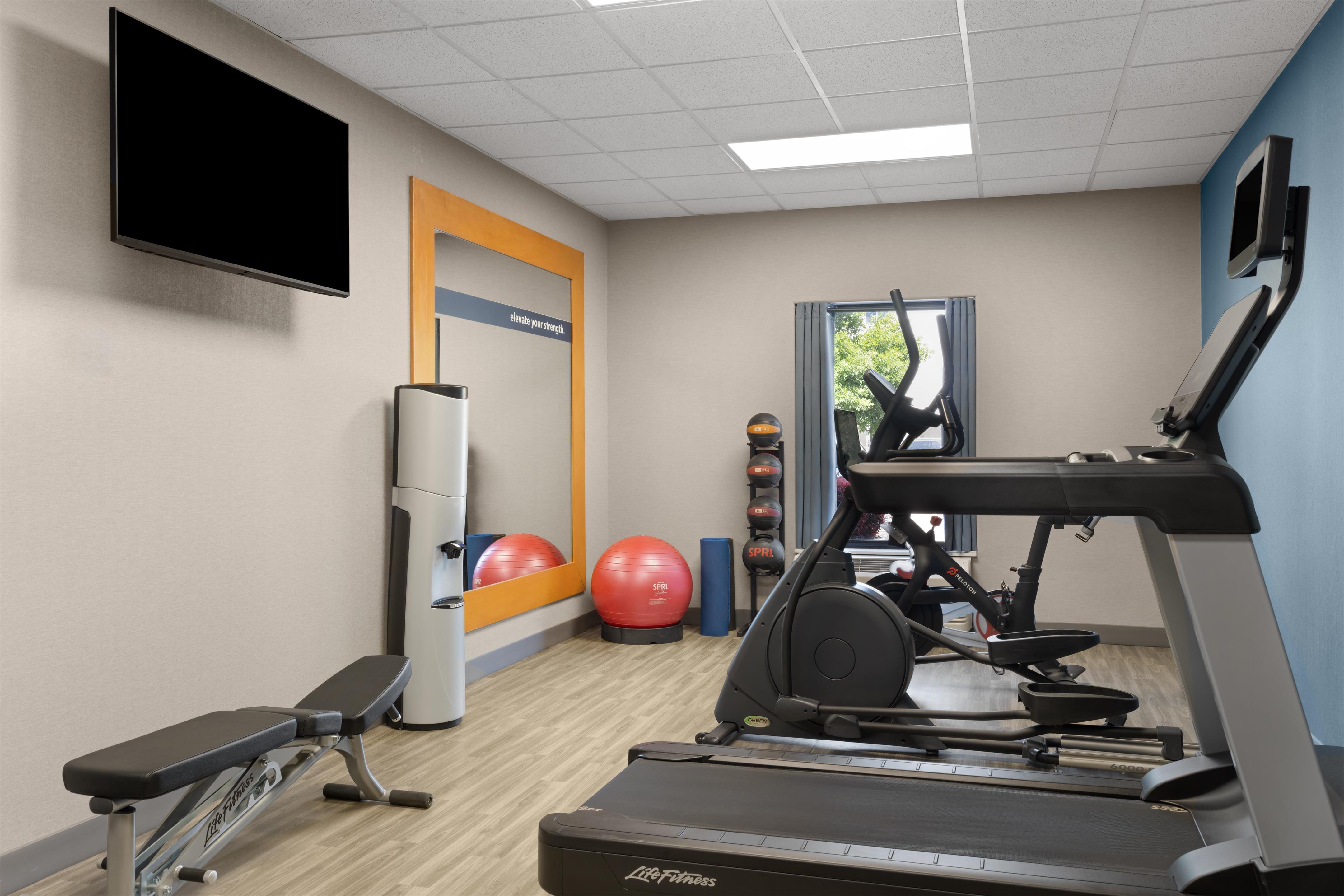 Health club fitness center gym | Hampton Inn & Suites Boise-Meridian