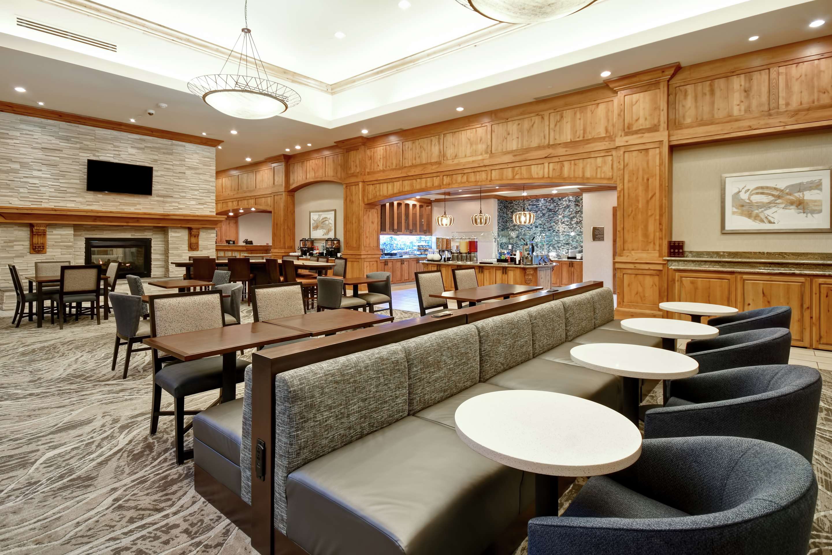 Lobby | Homewood Suites by Hilton Boise