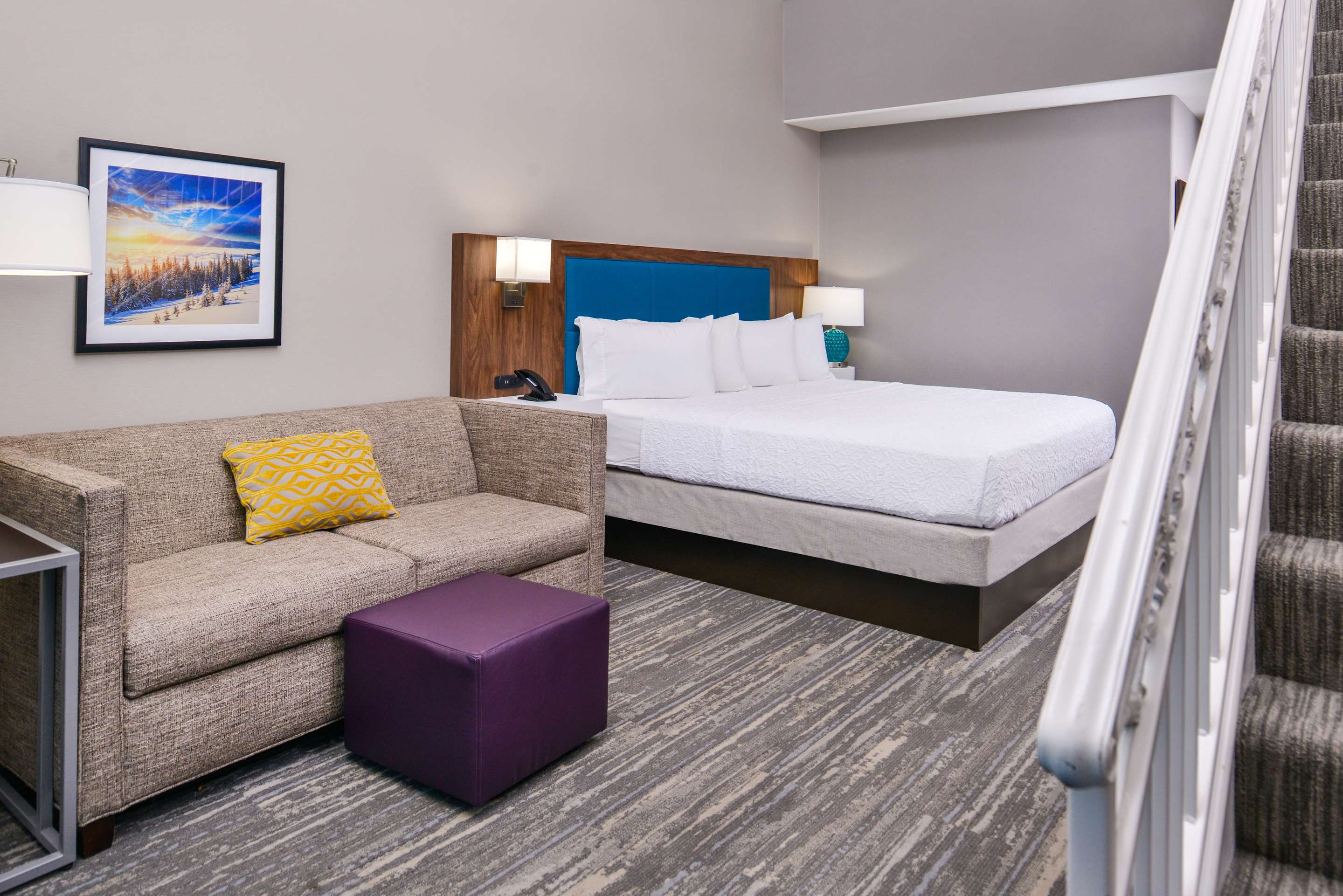 Guest room