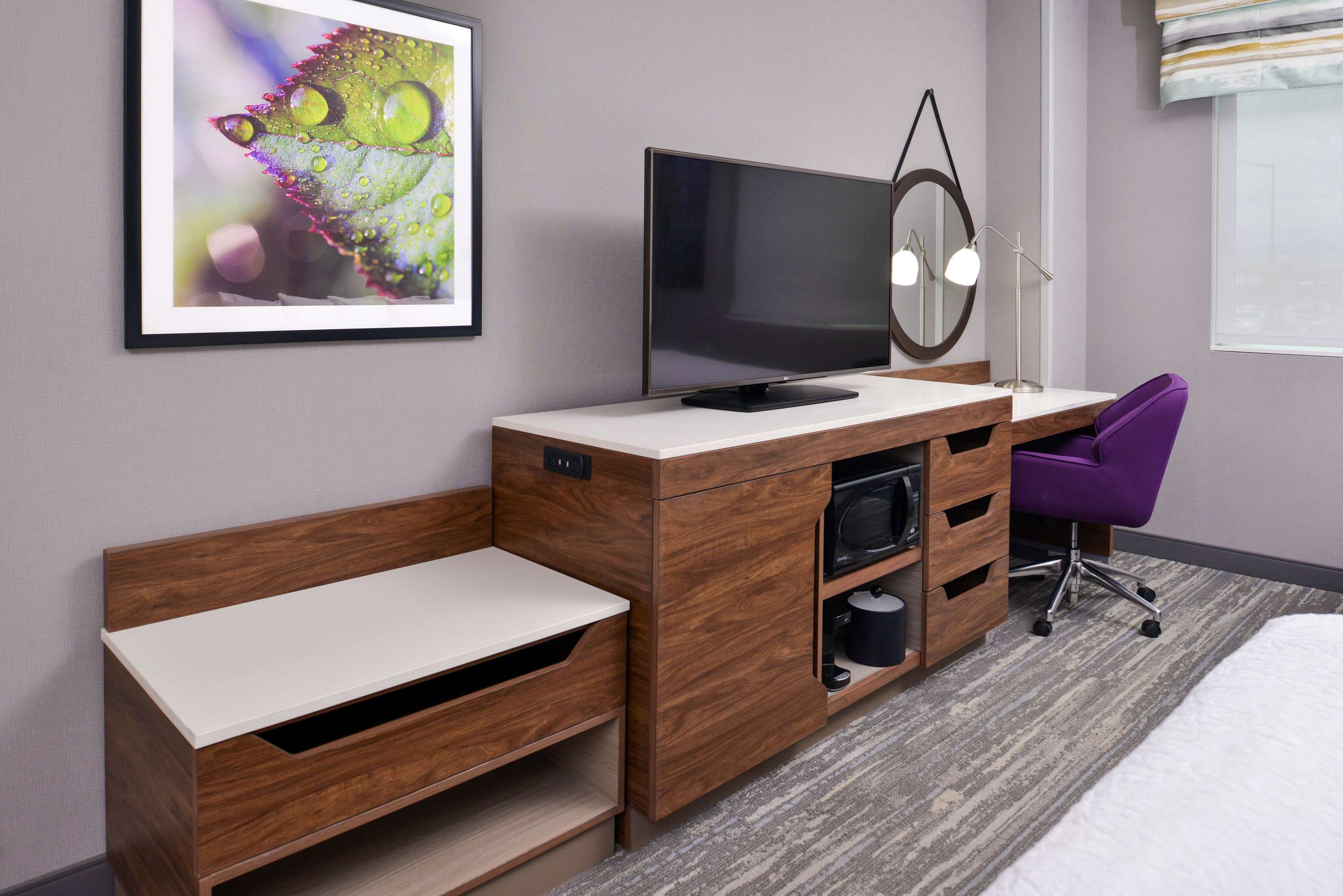 Guest room