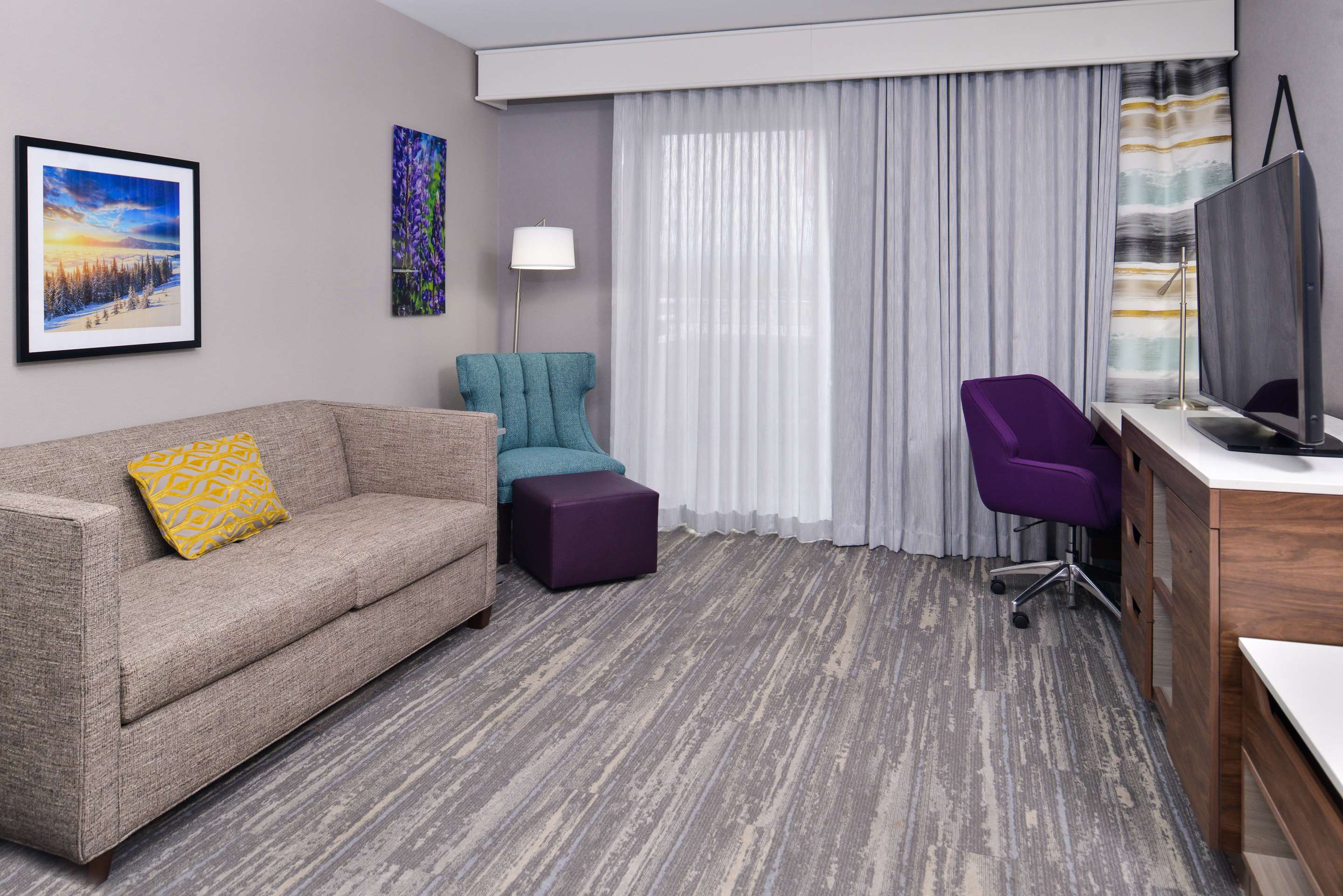 Guest room