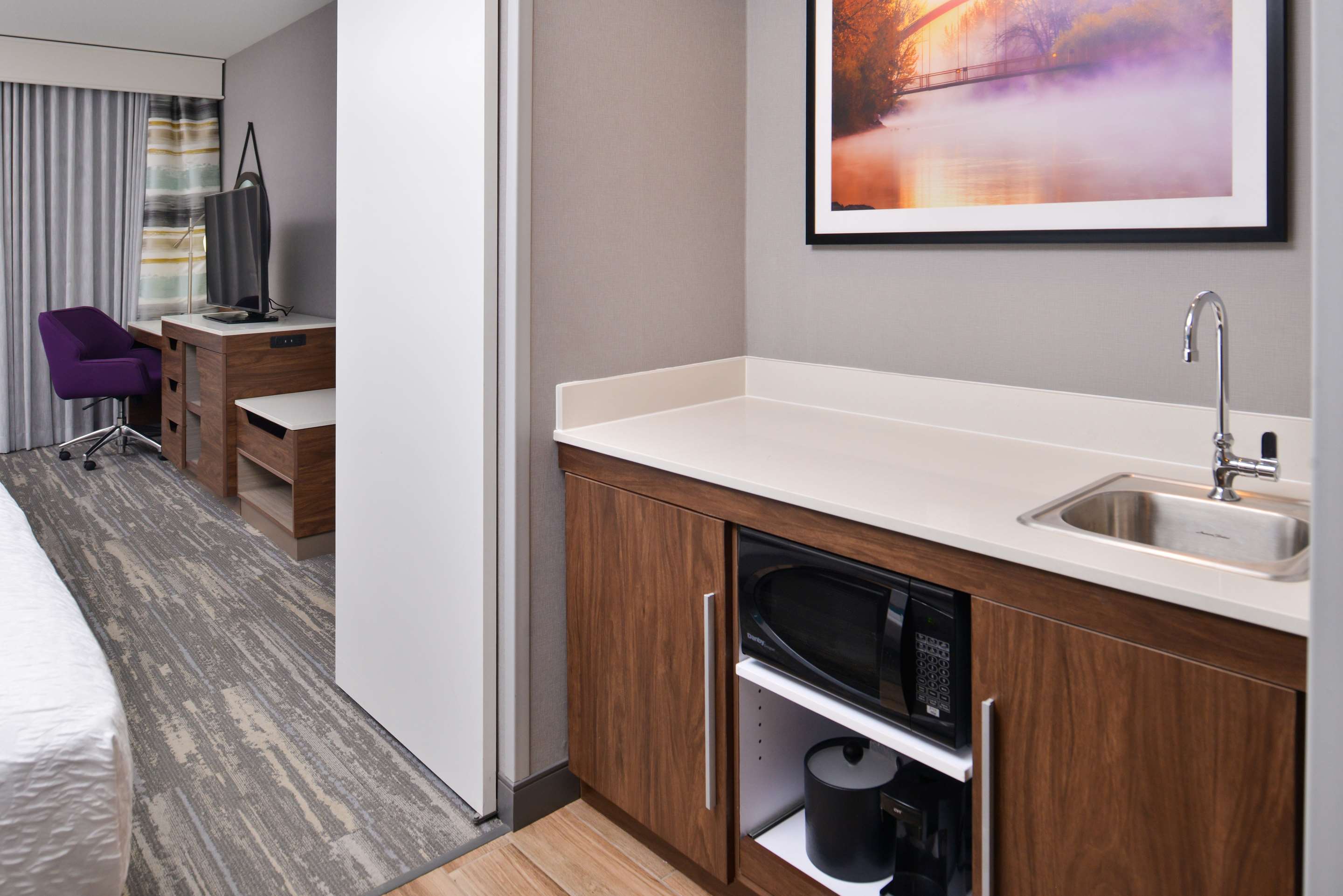 Guest room
