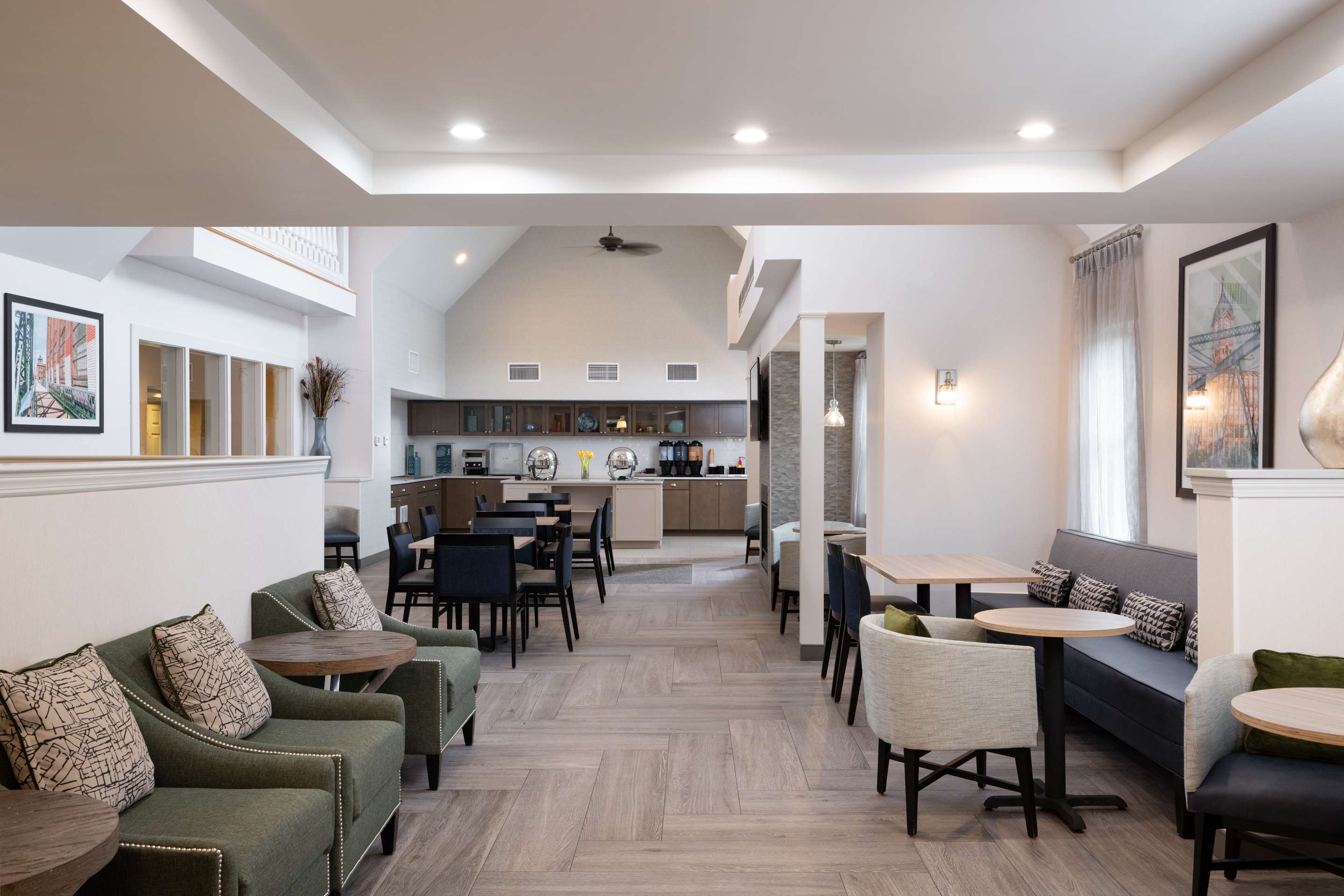 Lobby | Homewood Suites by Hilton Boston / Andover
