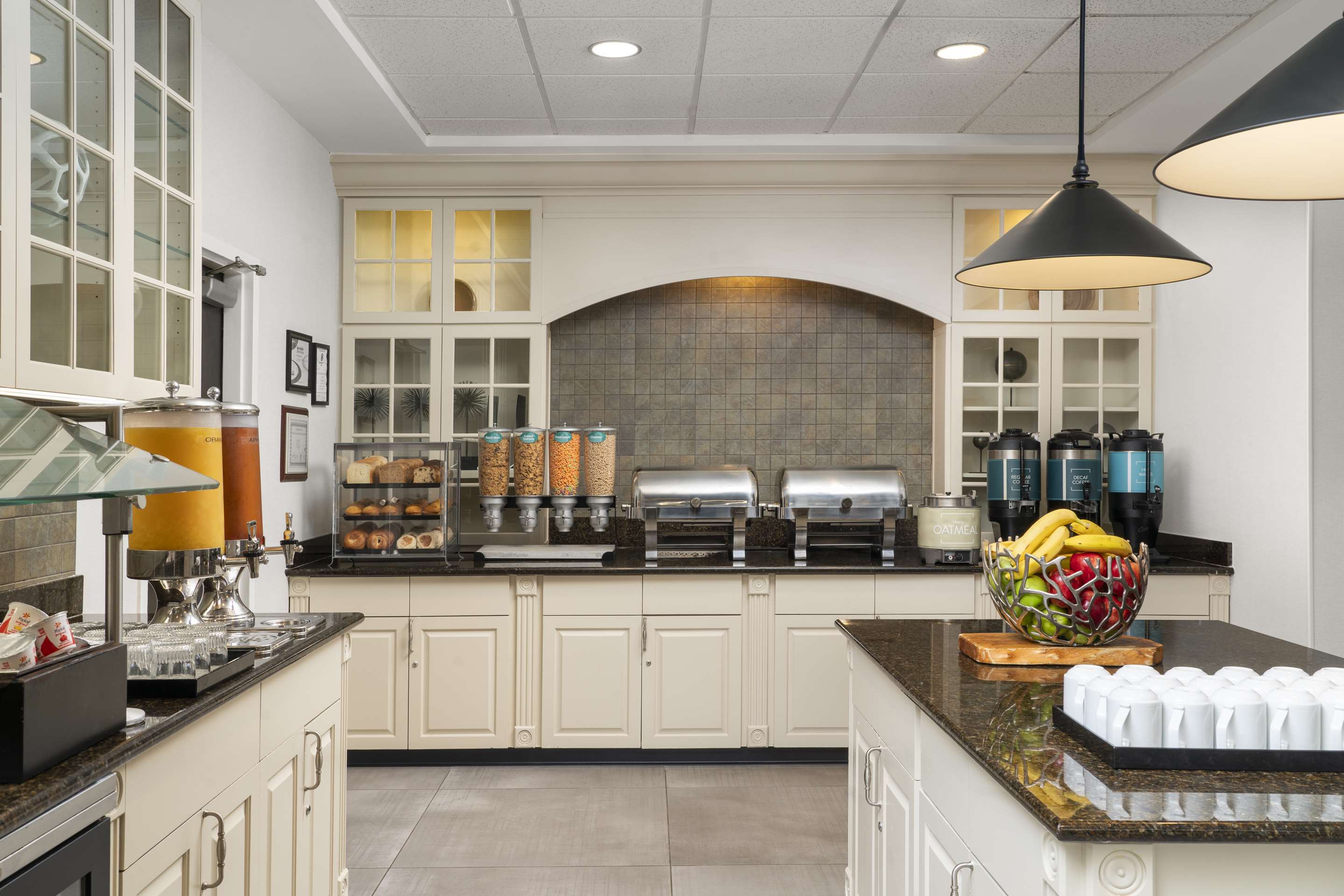 Breakfast Area | Homewood Suites by Hilton Boston/Cambridge-Arlington, MA