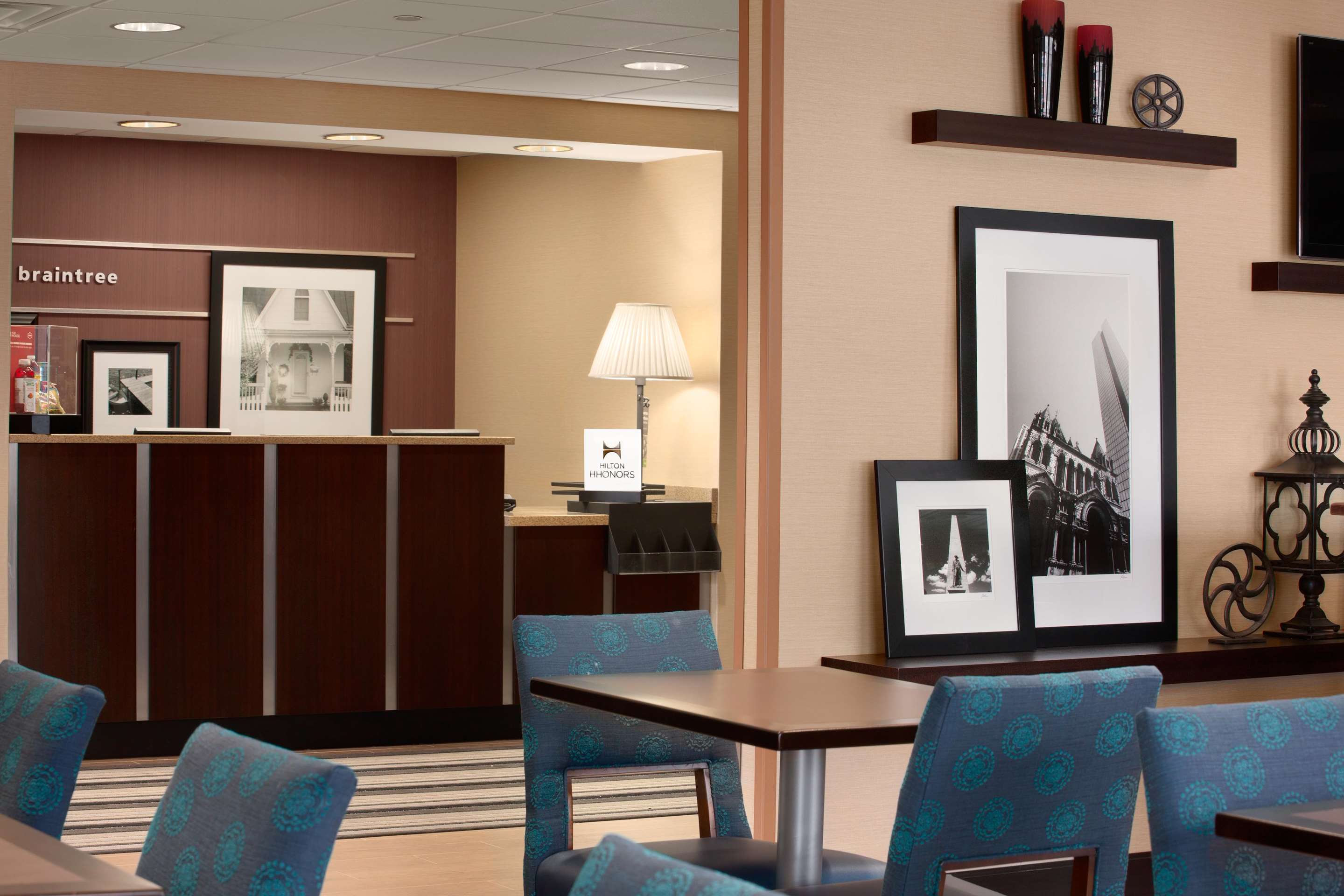 Reception | Hampton Inn Boston/Braintree
