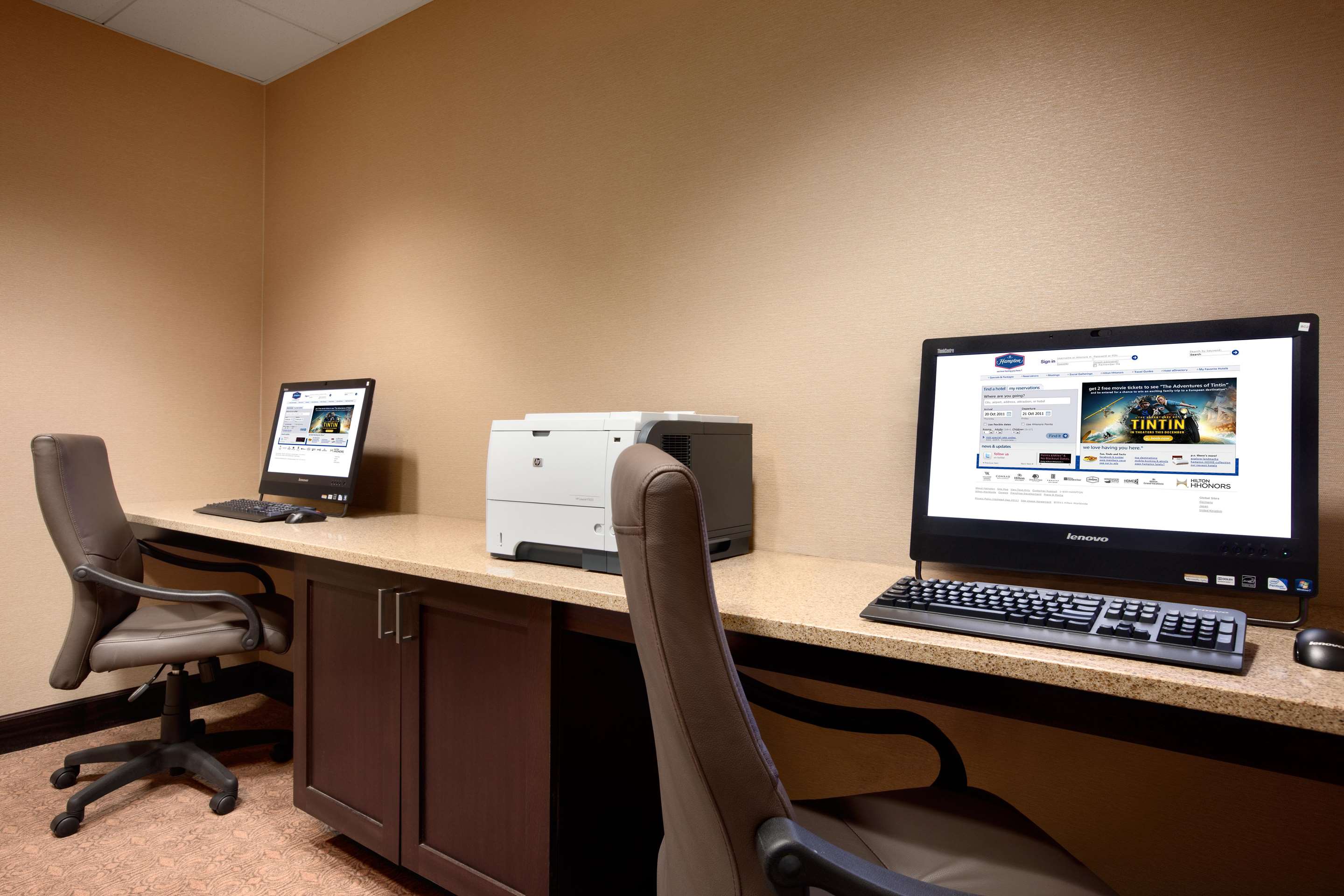 Business Center | Hampton Inn Boston/Braintree