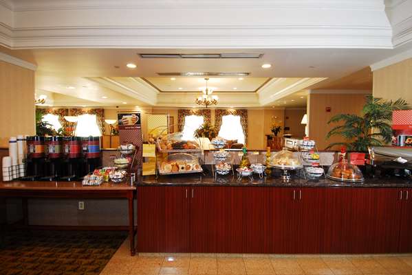 Restaurant - Hampton Inn Cambridge