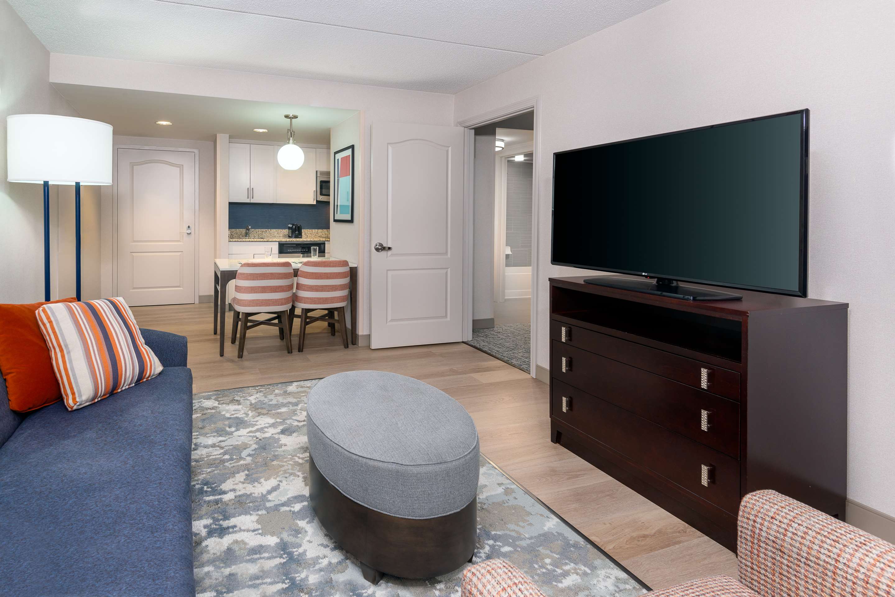 Guest room