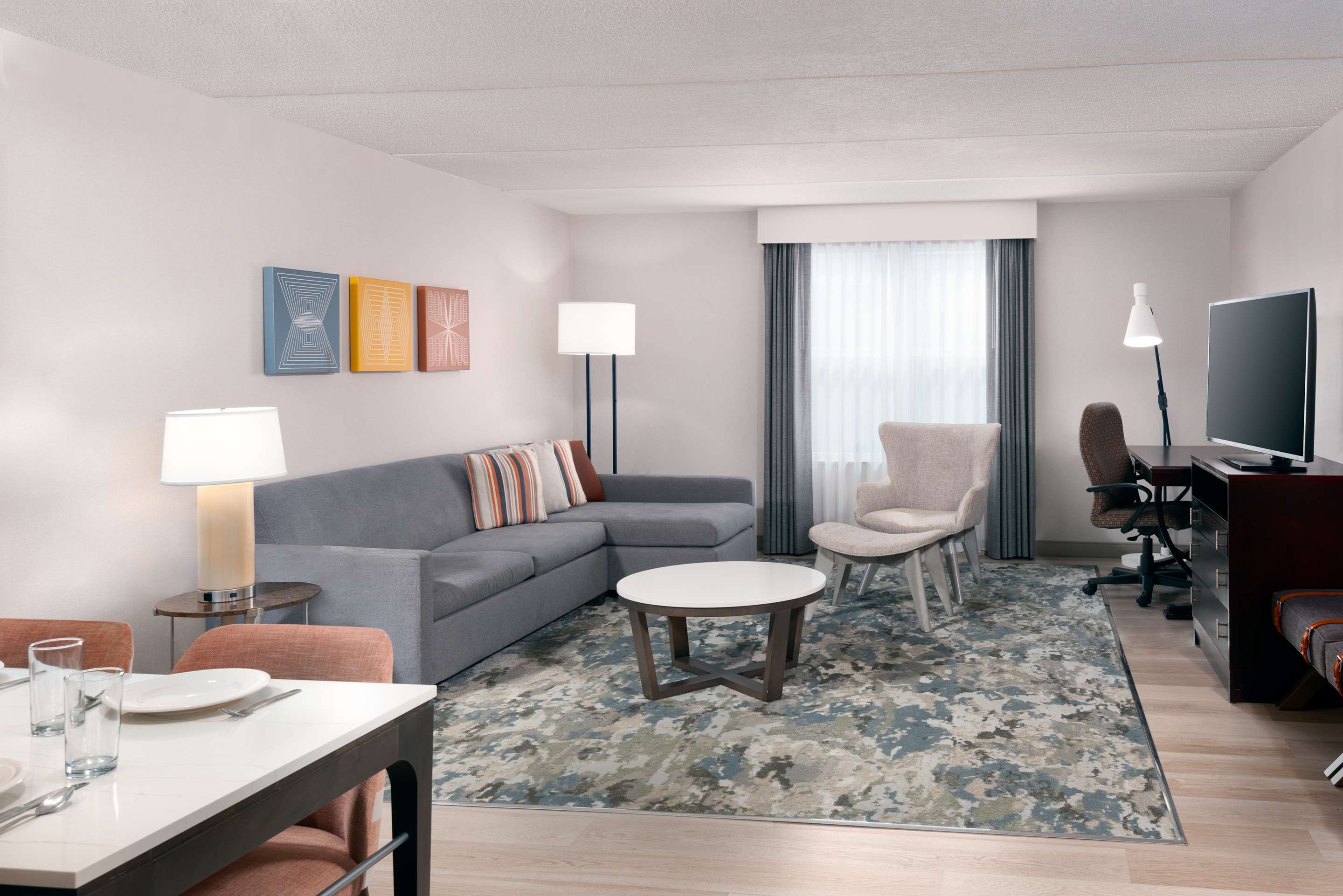 Guest room