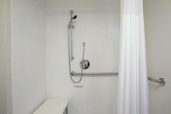  - Hampton Inn Marlborough - I-495, Exit 63B