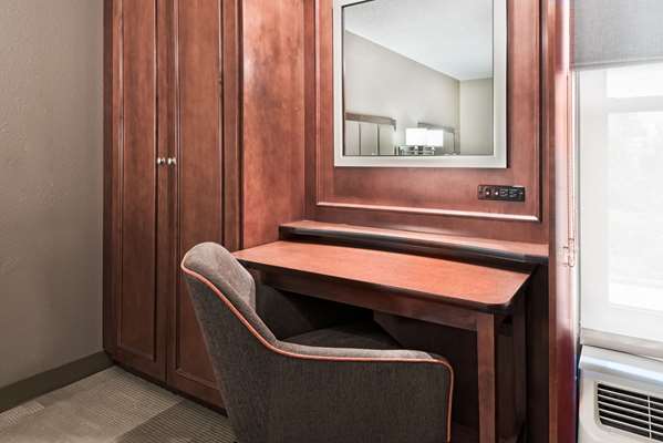  - Hampton Inn Marlborough - I-495, Exit 63B