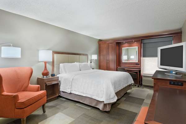  - Hampton Inn Marlborough - I-495, Exit 63B