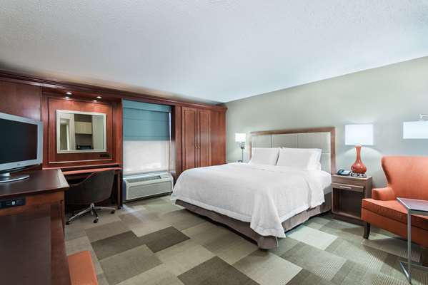  - Hampton Inn Marlborough - I-495, Exit 63B