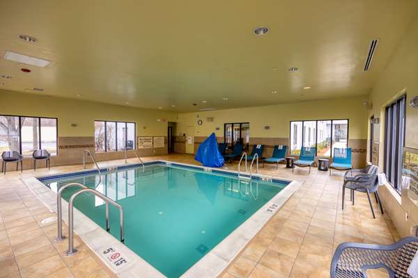 Pool - Hampton Inn Haverhill - I-495, Exit 107