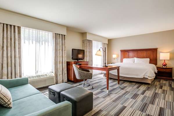  - Hampton Inn & Suites Westford - I-495, Exit 83