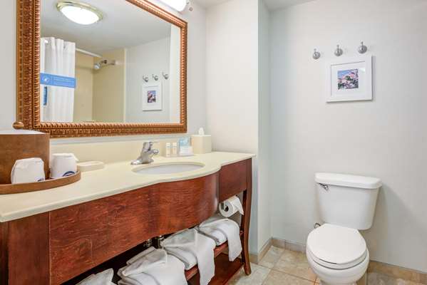  - Hampton Inn & Suites Westford - I-495, Exit 83