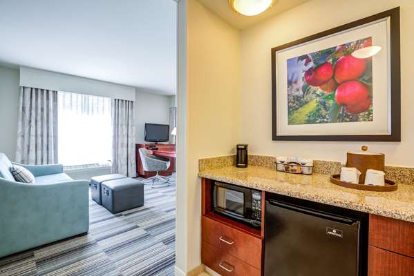  - Hampton Inn & Suites Westford - I-495, Exit 83