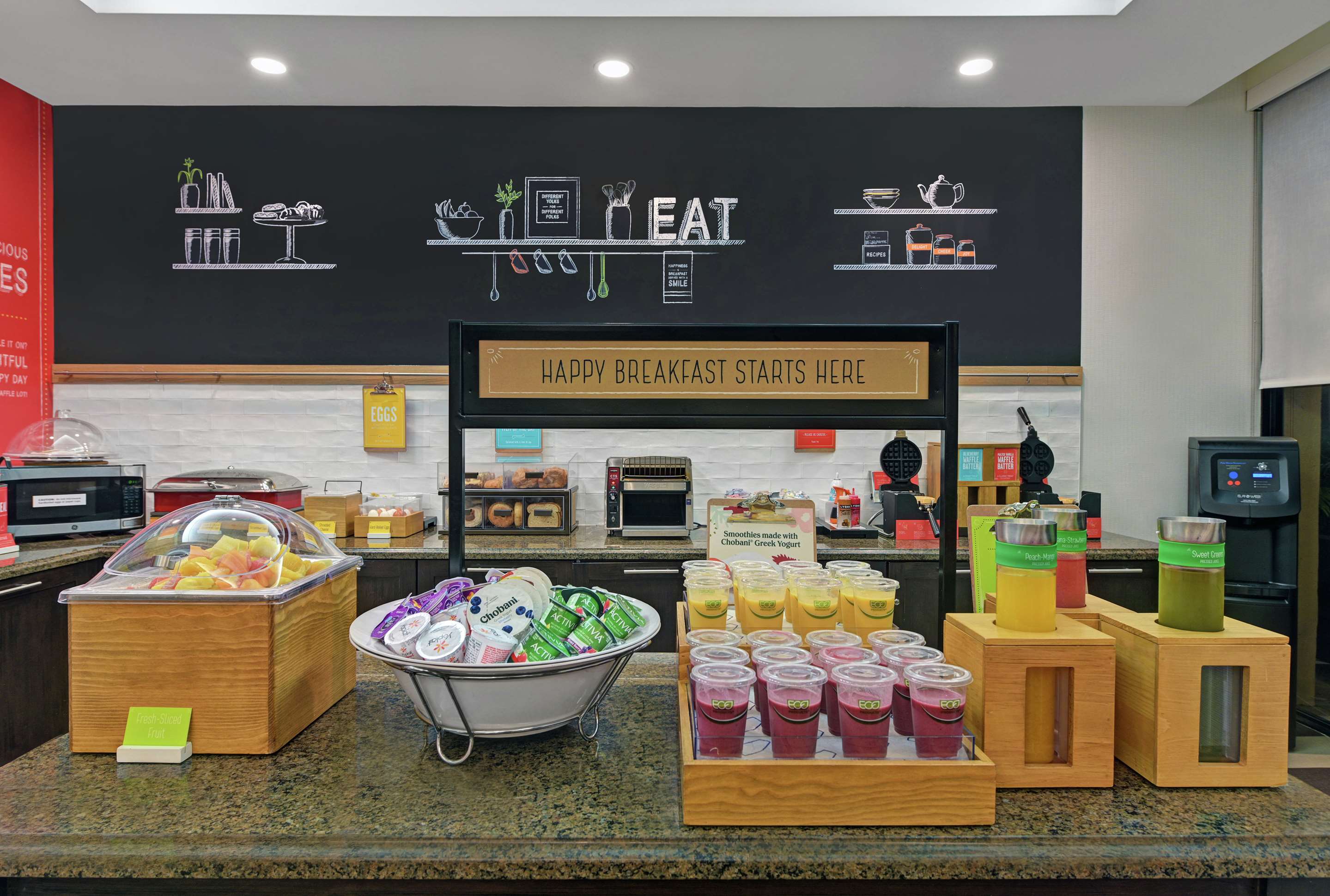 Breakfast Area | Hampton Inn & Suites Boynton Beach