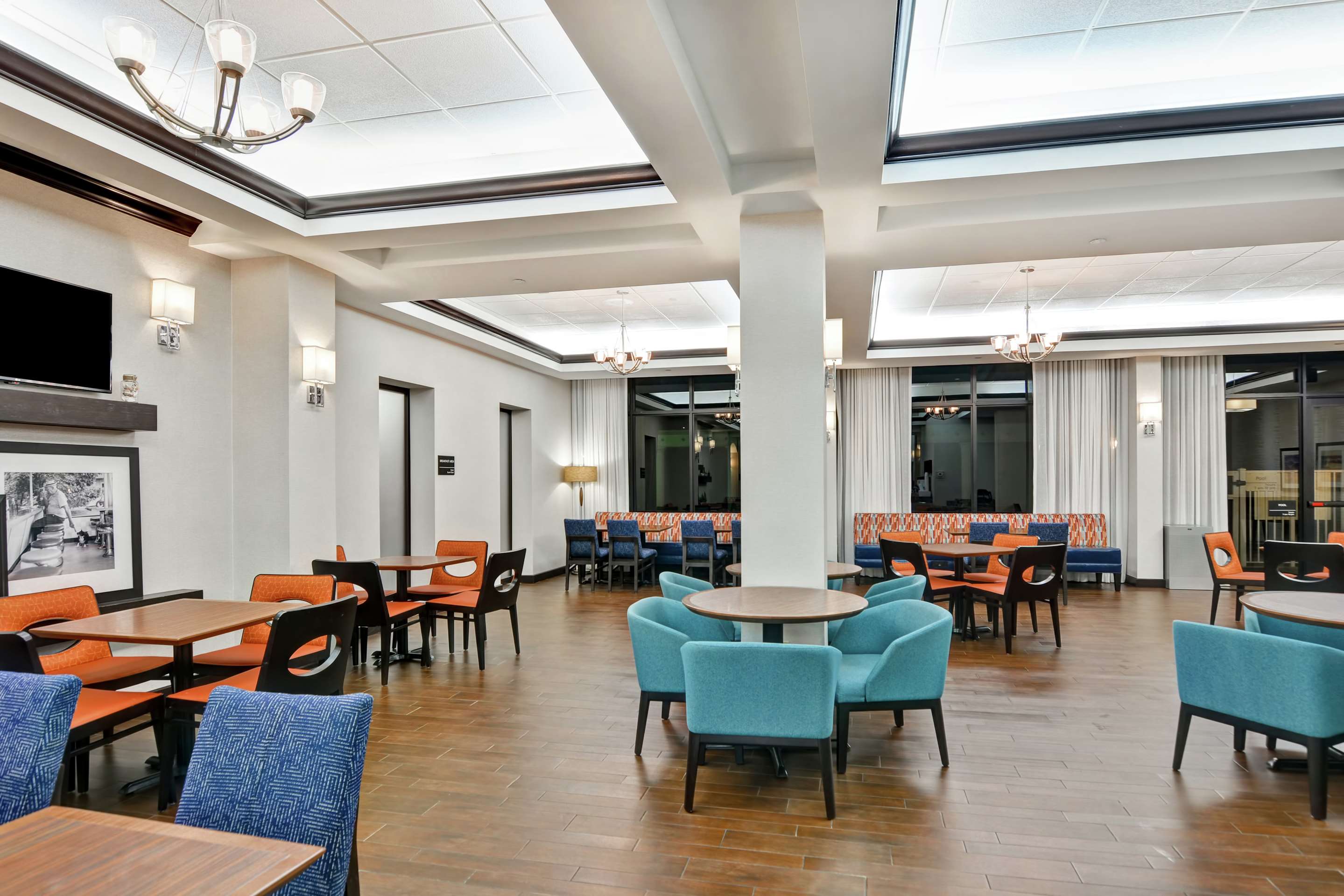 Restaurant | Hampton Inn & Suites Boynton Beach