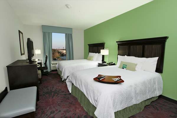  - Hampton Inn & Suites Winnie - I-10, Exit 829