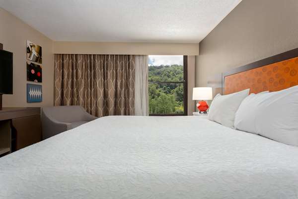  - Hampton Inn Bristol - I-81, Exit 74A