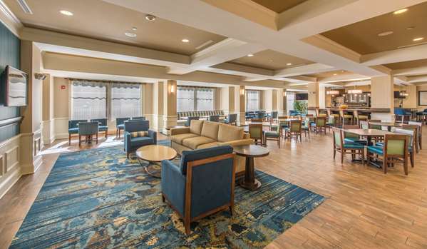 Restaurant - Hampton Inn & Suites Jekyll Island