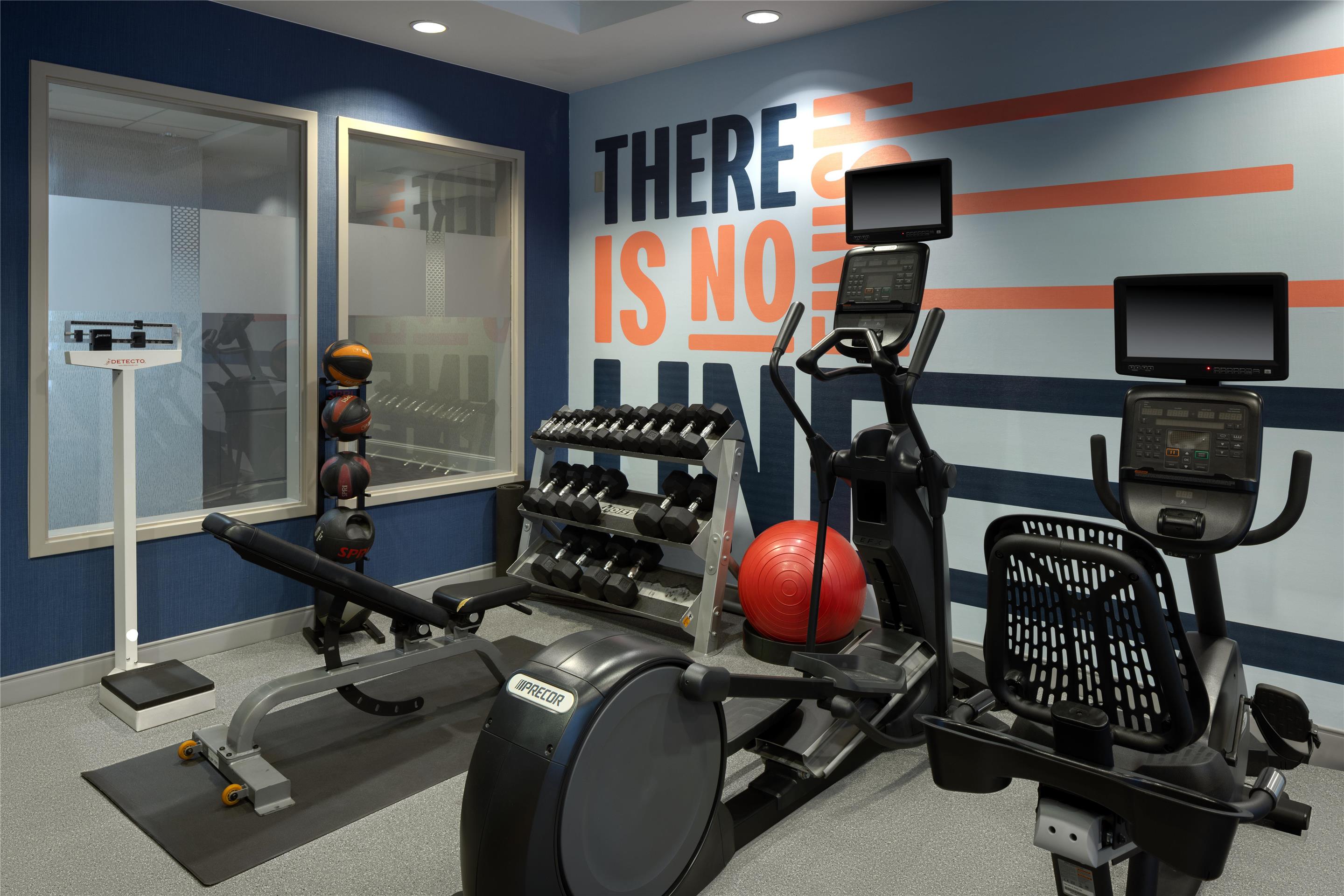 Health club fitness center gym | Hampton Inn & Suites Jekyll Island
