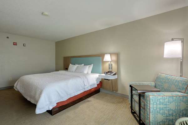 - Hampton Inn Batavia - I-90, Exit 48
