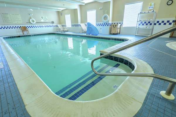 Pool - Hampton Inn Batavia - I-90, Exit 48