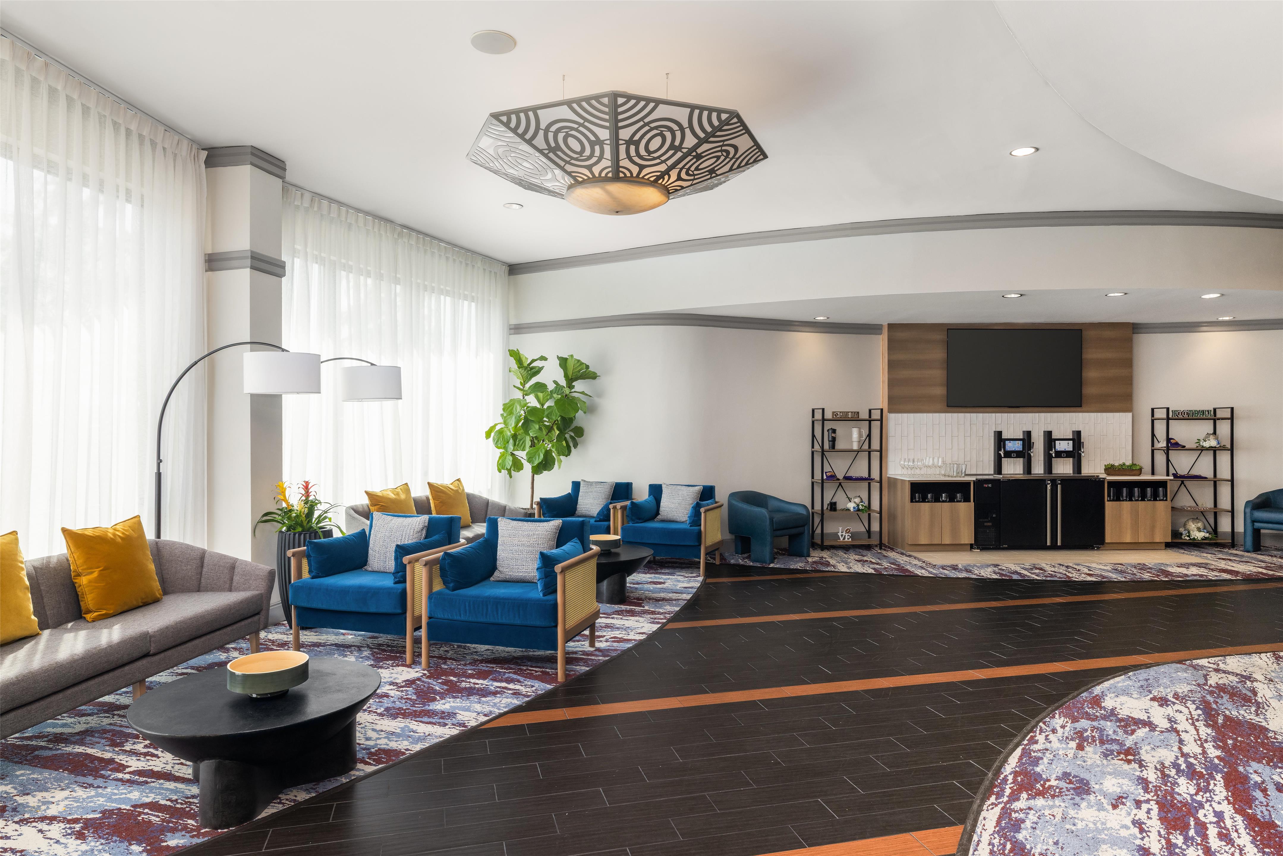 Lobby | Hampton Inn & Suites Baton Rouge Downtown