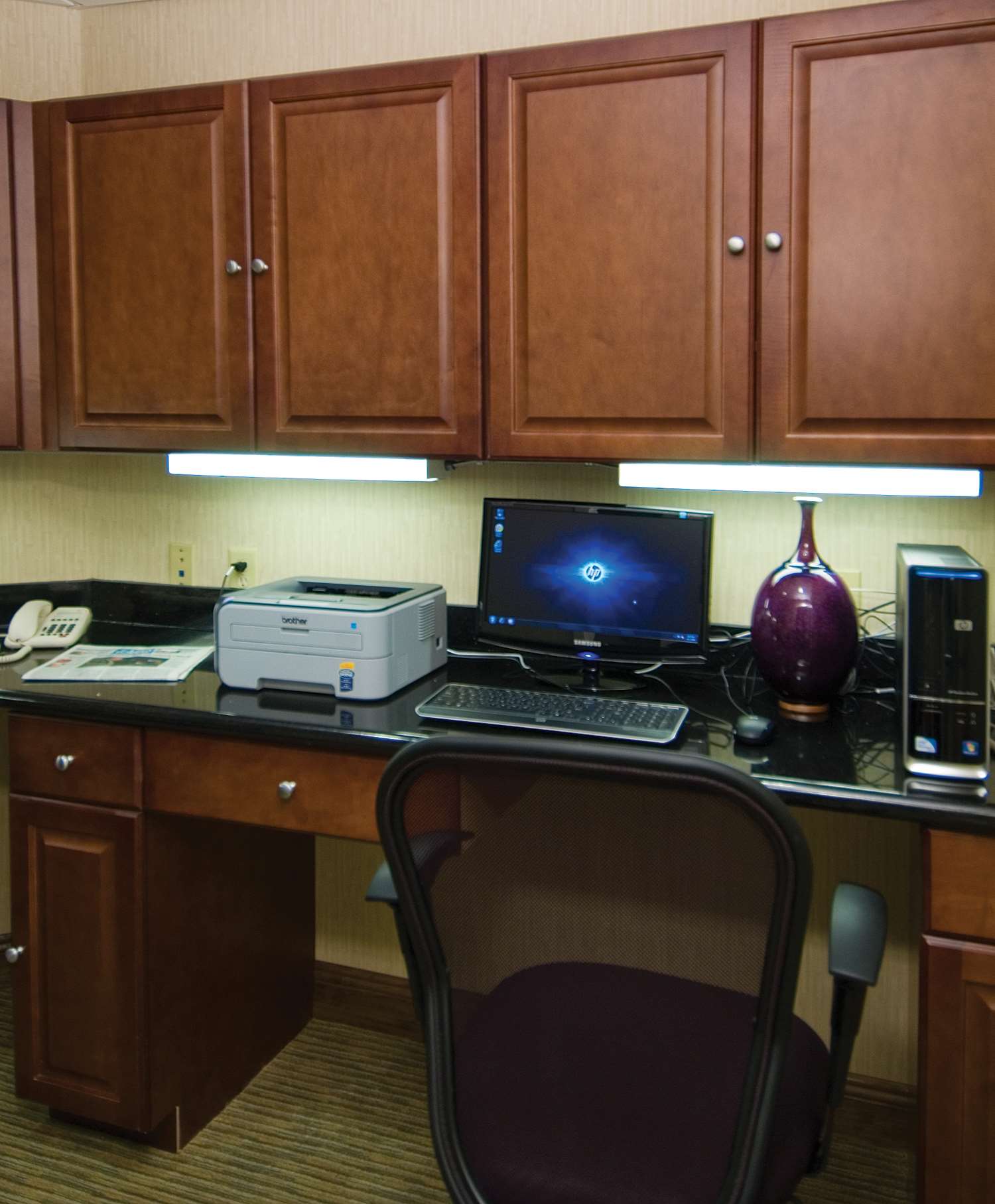 Business Center | Hampton Inn & Suites Baton Rouge/Port Allen