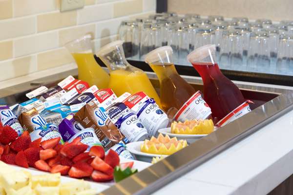 Restaurant - Hilton Garden Inn Downtown Burlington