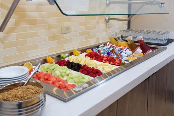 Restaurant - Hilton Garden Inn Downtown Burlington