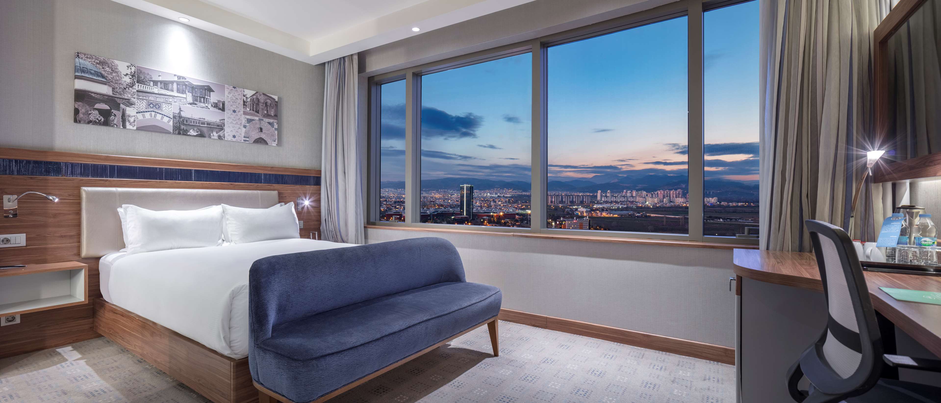 Hampton By Hilton Bursa Room Type - QUEEN ACCESSIBLE ROOM NS
