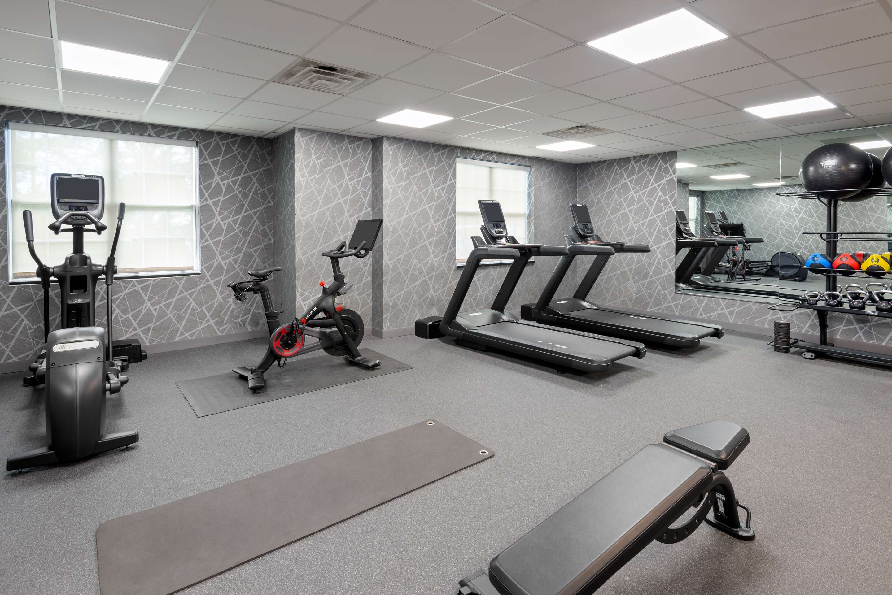 Health club fitness center gym | Homewood Suites by Hilton Buffalo Airport