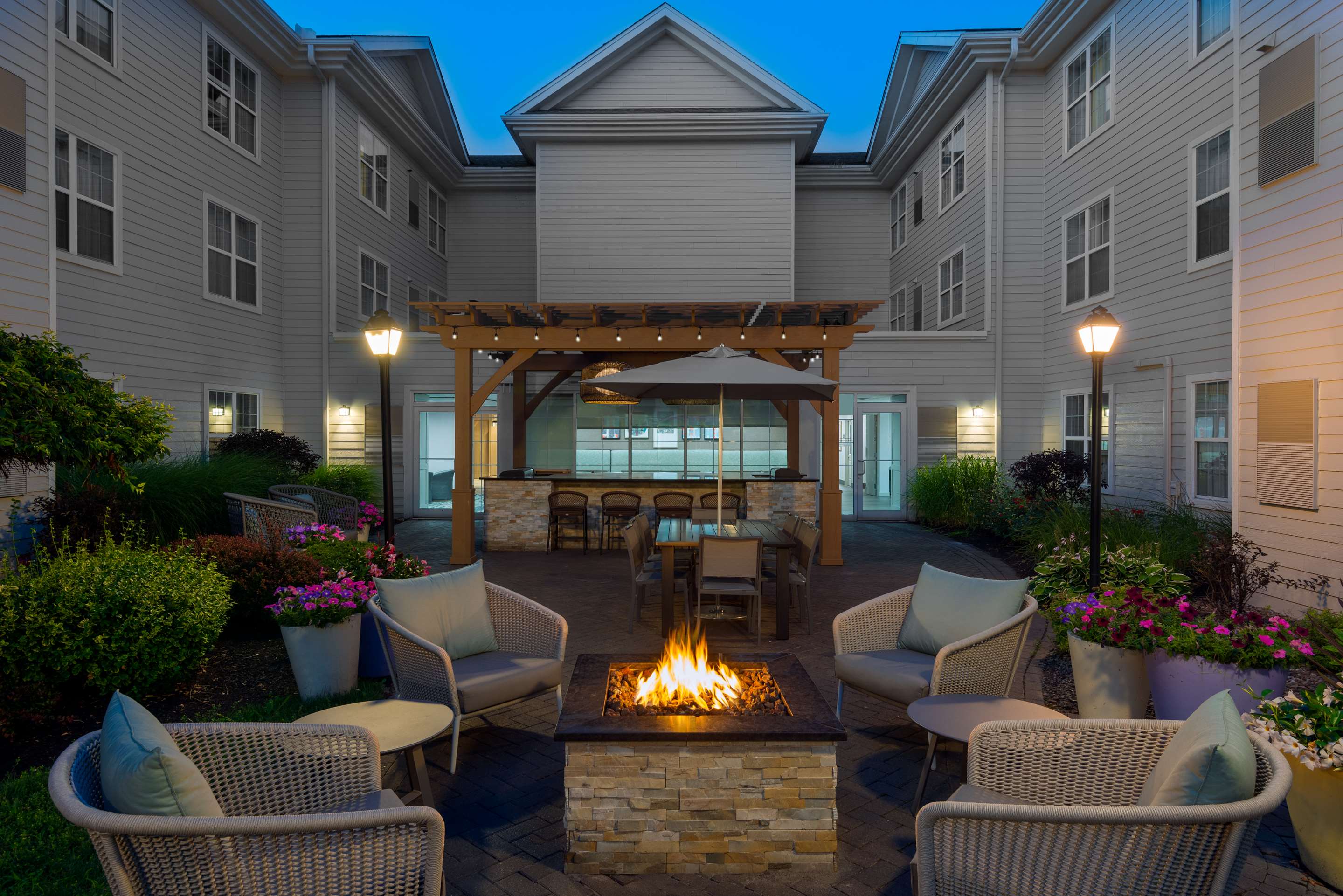 BarLounge | Homewood Suites by Hilton Buffalo Airport