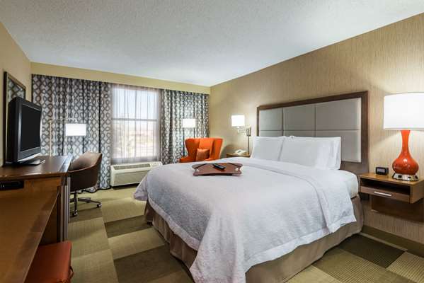  - Hampton Inn Galleria Cheektowaga - I-90, Exit 52