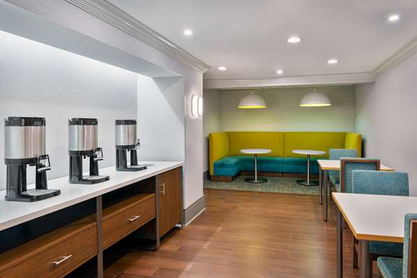 Amenities - Hampton Inn Galleria Cheektowaga - I-90, Exit 52