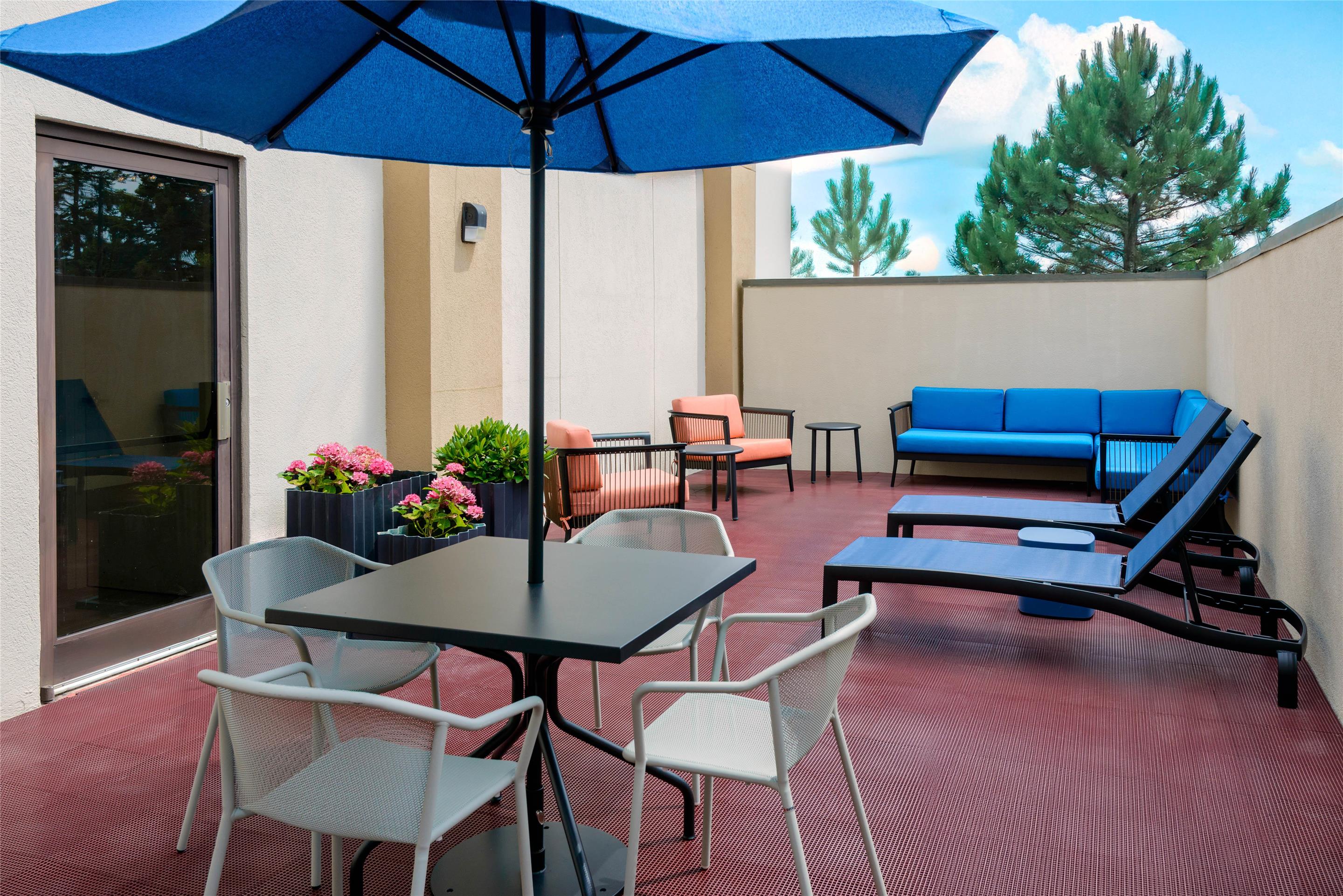 Exterior | Hampton Inn Buffalo-Airport / Galleria Mall