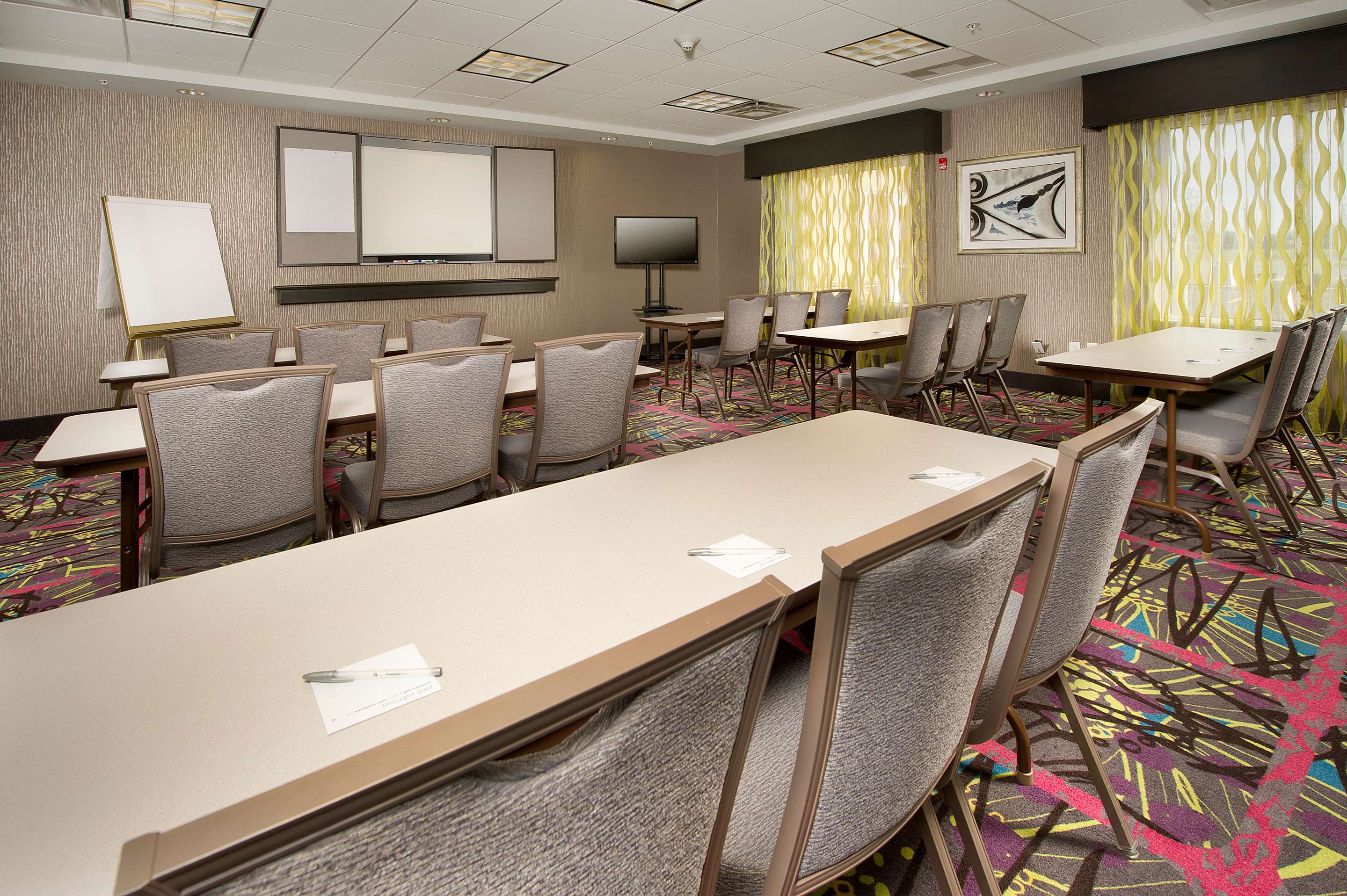 Meeting Room | Hampton Inn & Suites Buffalo Airport