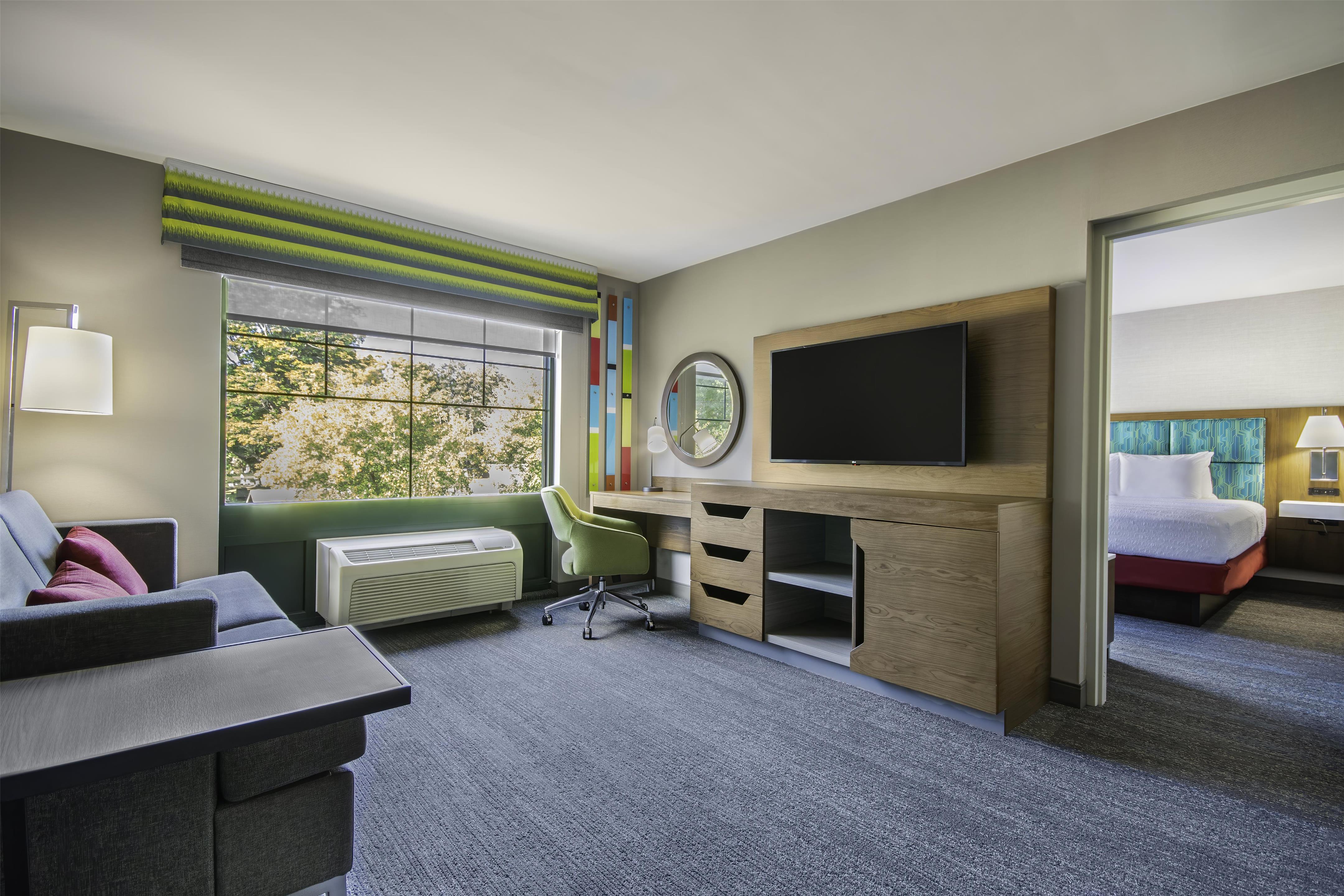 Guest room