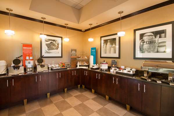 Amenities - Hampton Inn West Seneca