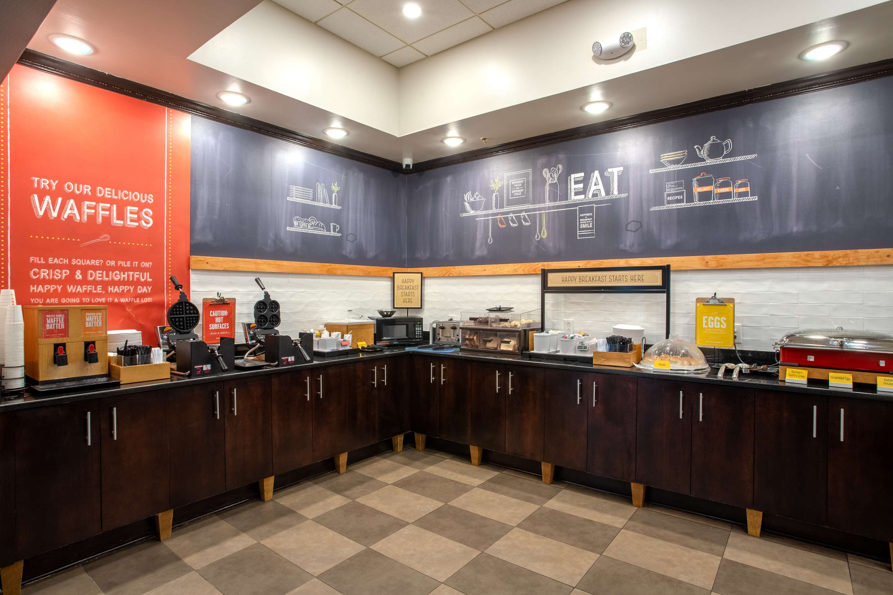 Breakfast Area | Hampton Inn Buffalo South/I-90