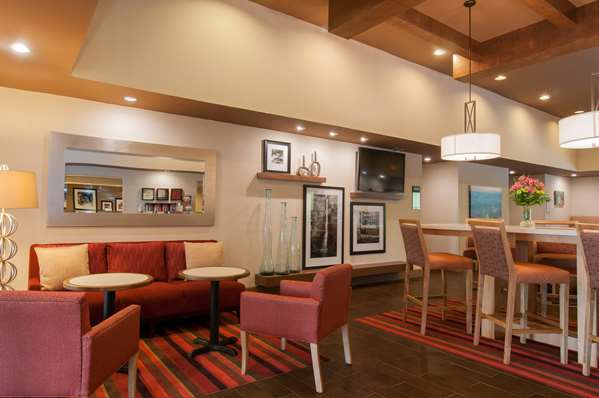 Restaurant - Hampton Inn Brevard