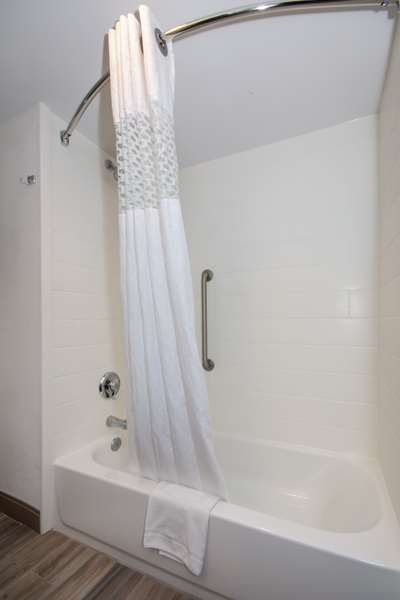  - Hampton Inn Brevard