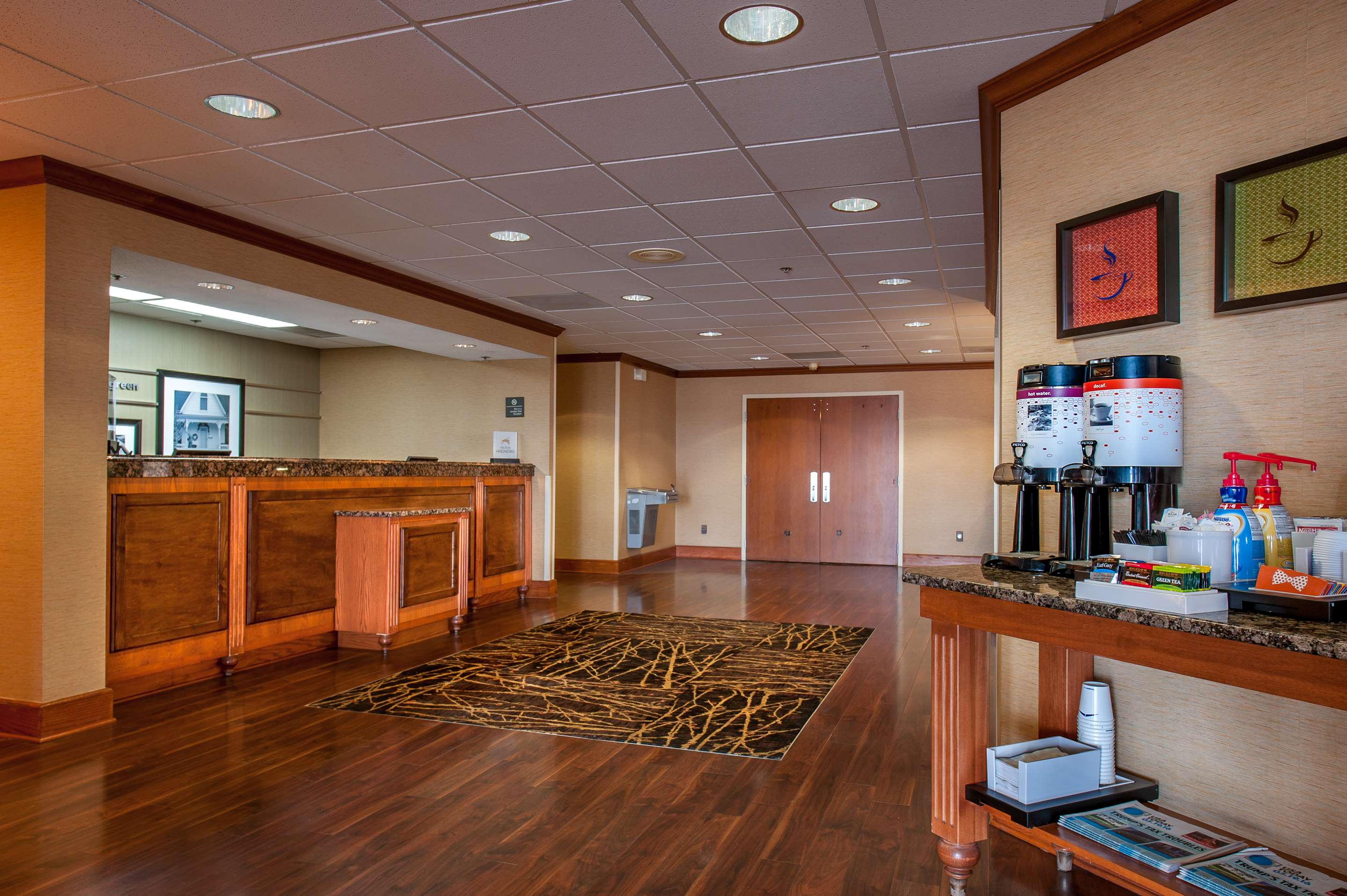 Reception | Hampton Inn Bowling Green KY