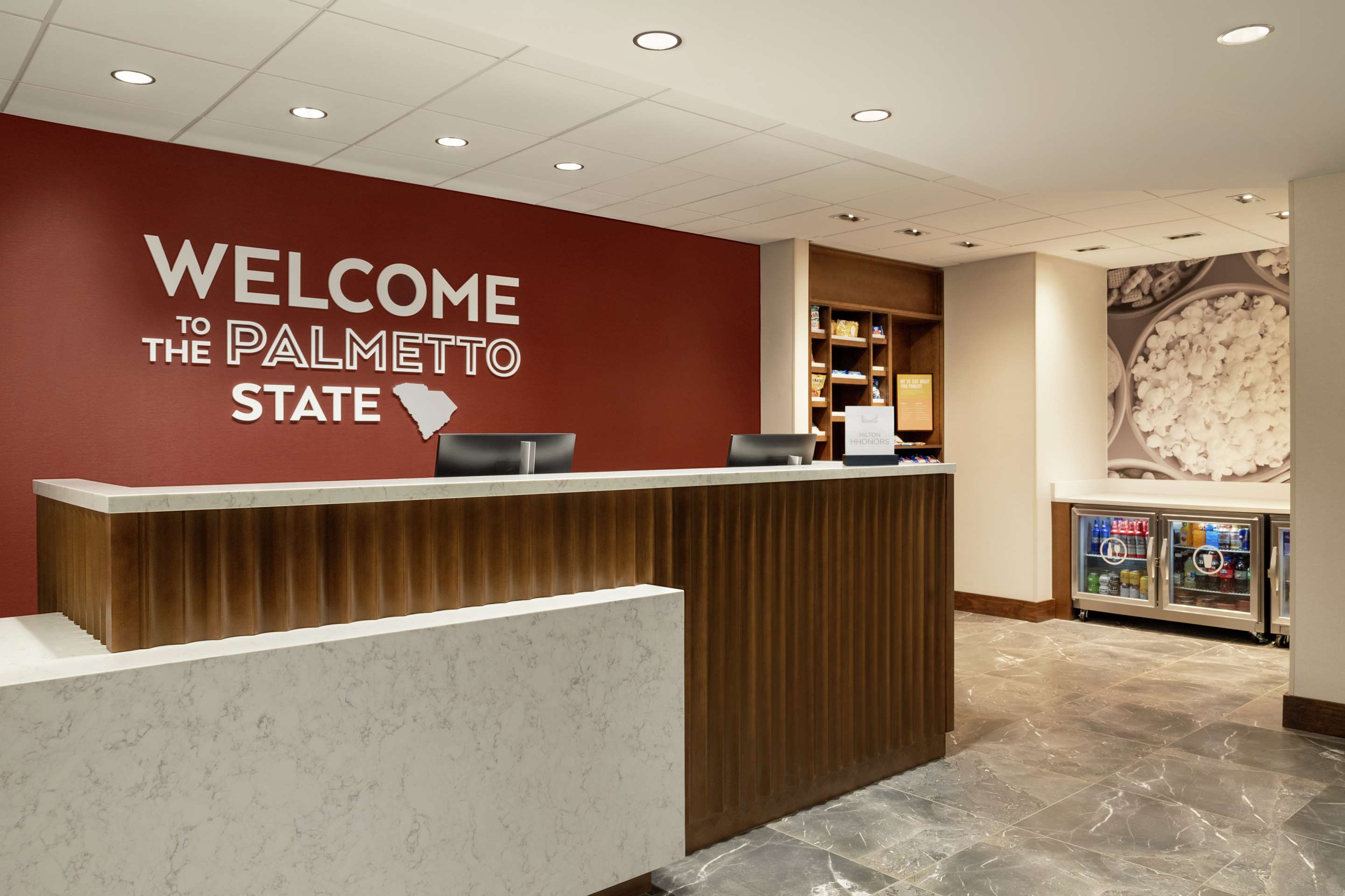 Reception | Hampton Inn Columbia-Downtown Historic District