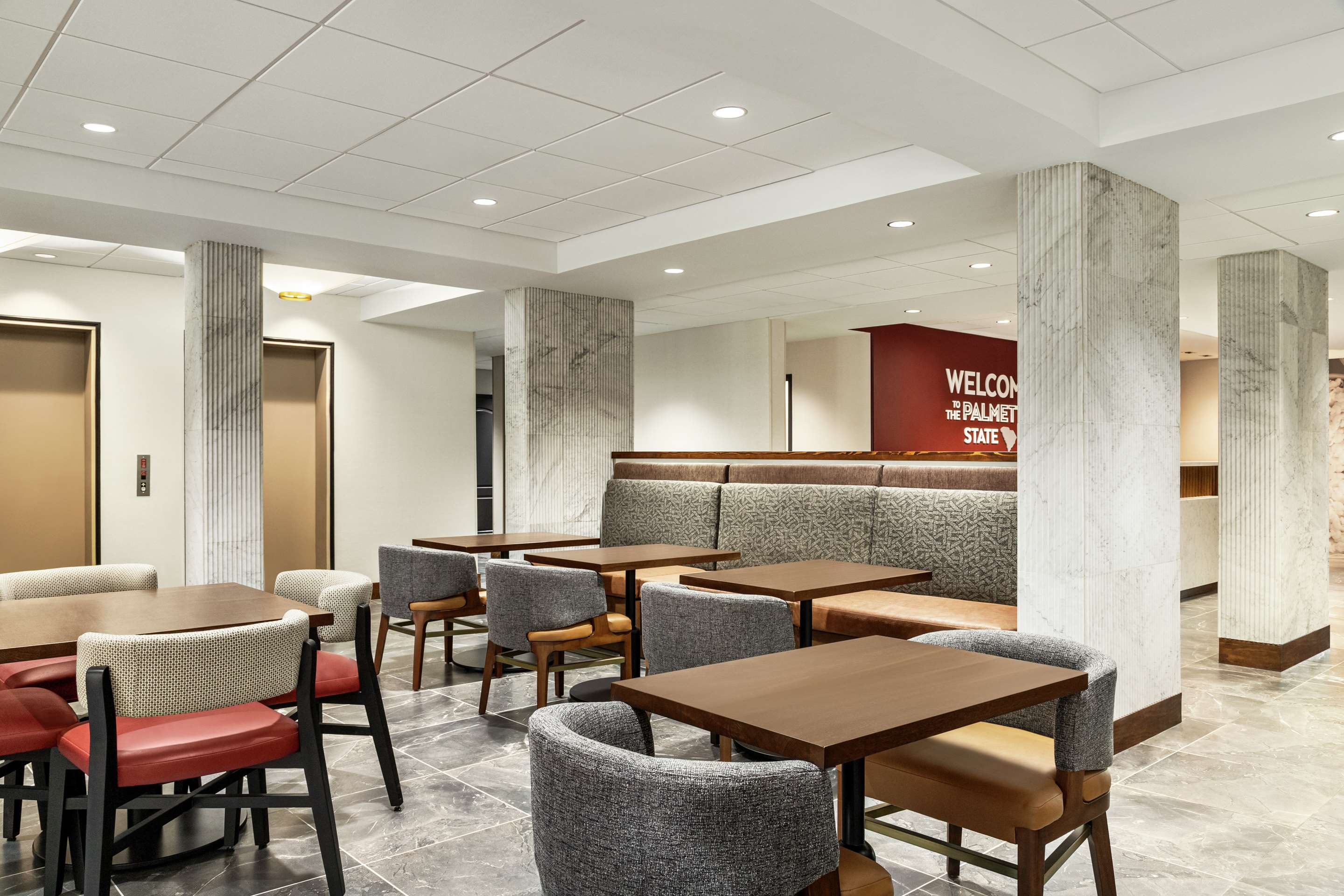 Breakfast Area | Hampton Inn Columbia-Downtown Historic District