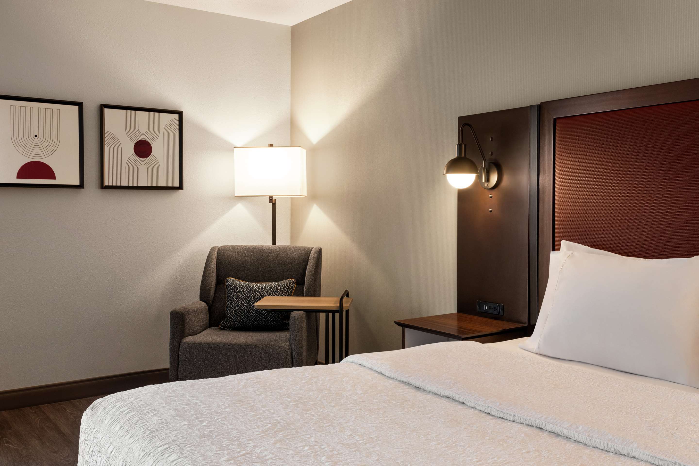Guest room